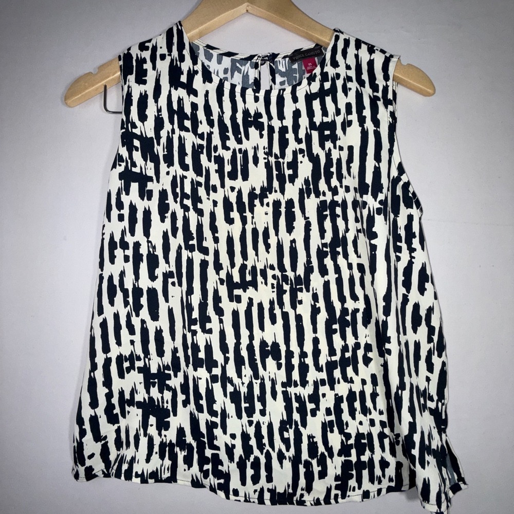 Vince Camuto Playful Paisley Women's Blouse Top Short Sleeve Navy Beige‎ XS